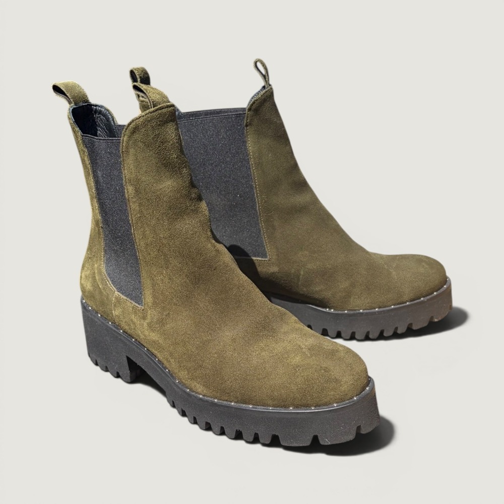 Freda Salvador 7.5 Brooke Olive Green Suede Studded Lug Sole Chelsea Boots Women
